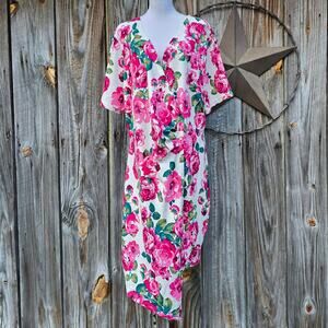 Bright Pink Floral Dress BloomChic Plus Size 22   Vneck Faux Wrap Stretch White